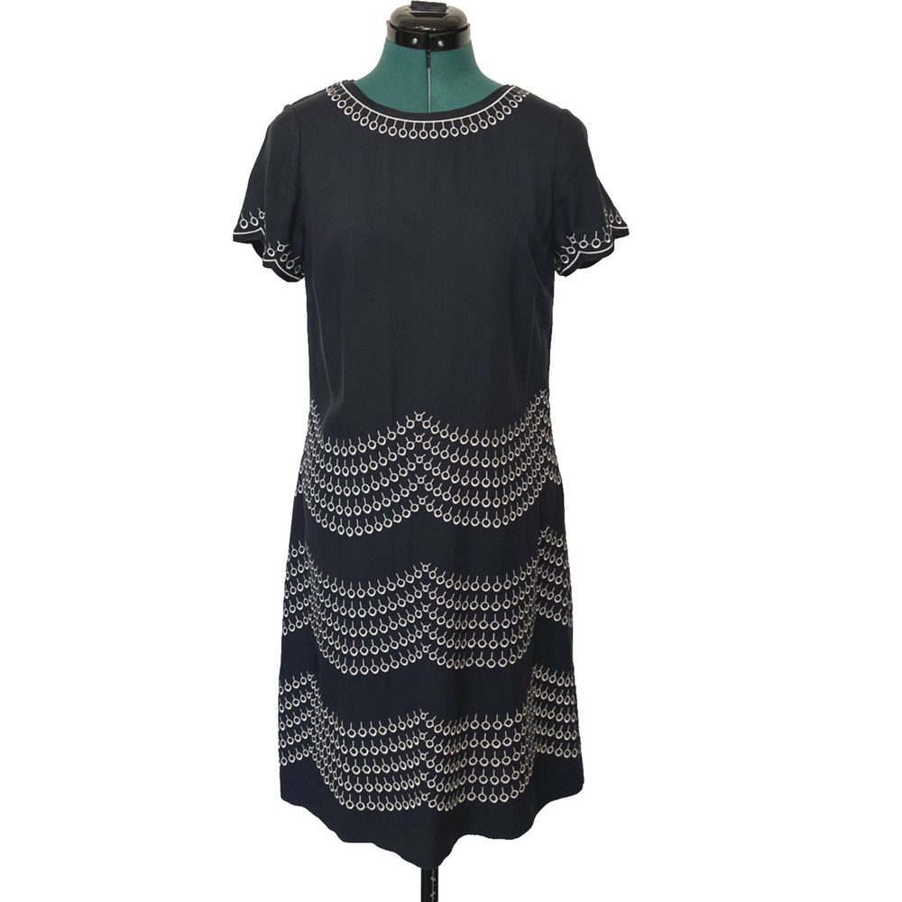 Boden Navy Blue White Embroidered Shift Dress Short Scalloped Sleeve Size 4 Long